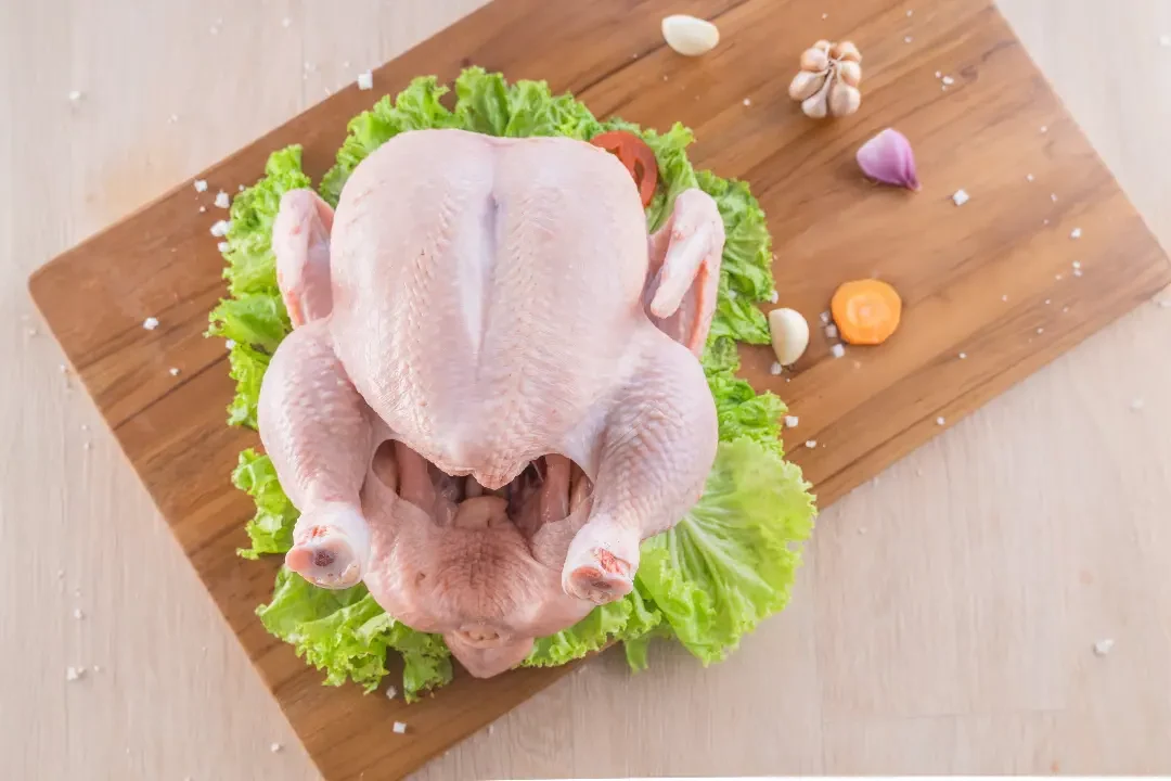 http://ayam-utuh-tanpa-ceker-dan-leher